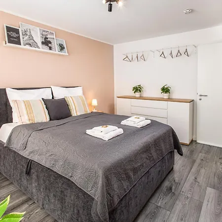 Luxury Vista I Kueche I Wlan I Smart-tv I Zentral * Magdeburg